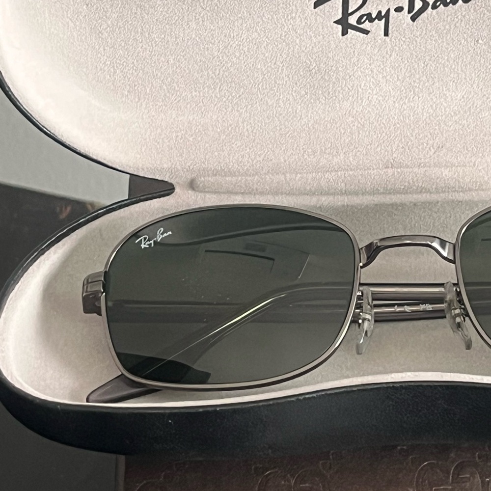 Gunmetal Gray Ray-Ban Rectangular Frame - image 6